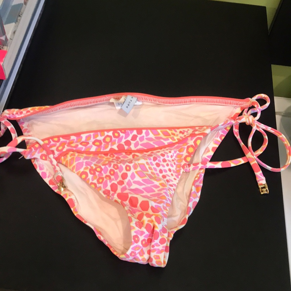 swimsuit bottoms